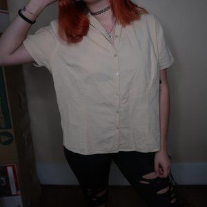 Bobbie Brooks Women's Tan Button-Up Top